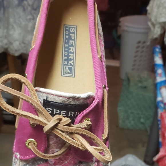 Brand new, never worn Sperry's women's shoes - Picture 4 of 7